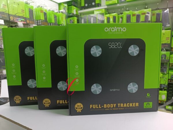 Oraimo SmartScale 18 Key Fitness Metrics Body Fat Weight Scale