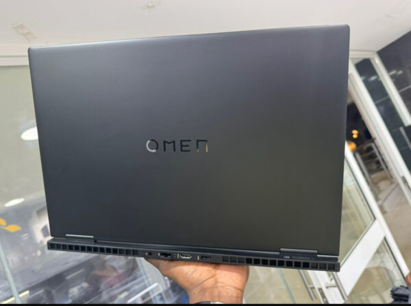 HP OMEN 16 - Ultimate Gaming Machine!